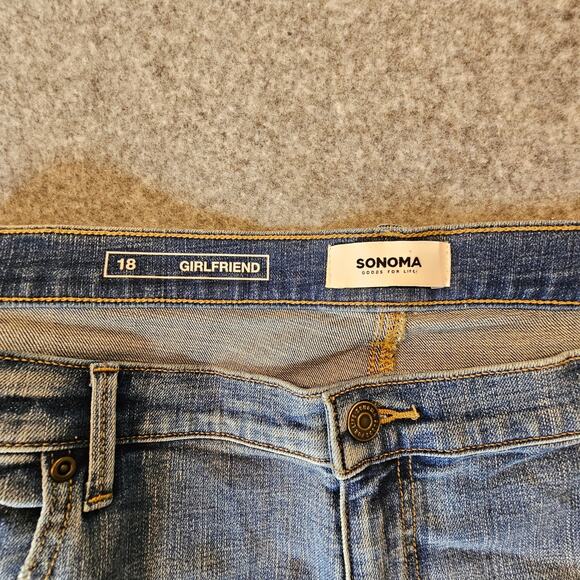 Sonoma Distressed Light Wash Girlfriend Casual Denim Blue Jeans Plus Size 18 New - Picture 5 of 9